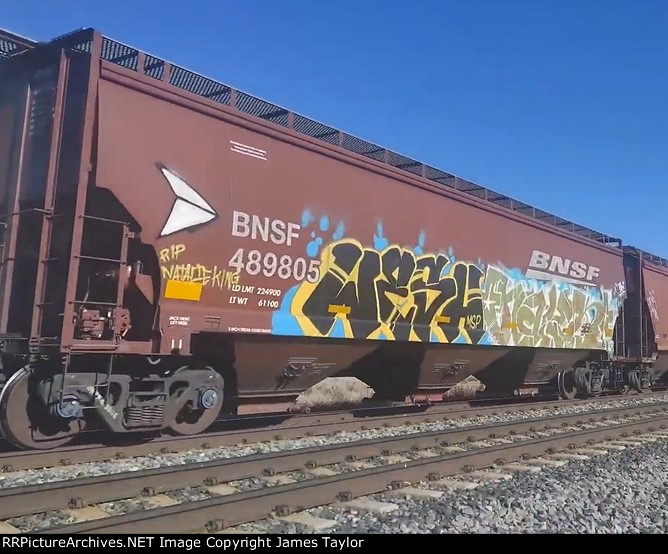 BNSF 489805